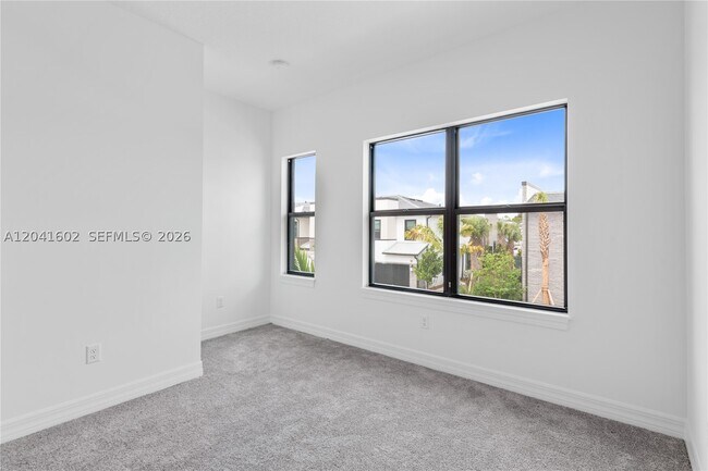 Building Photo - 8344 NW 7th Pl