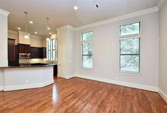 Building Photo - 5813a Kiam St