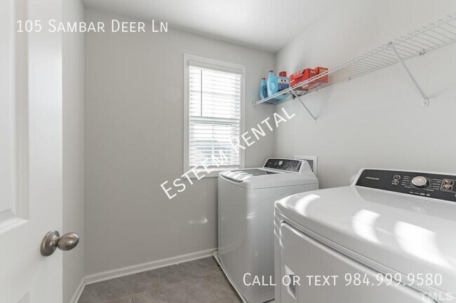 Building Photo - 105 Sambar Deer Ln