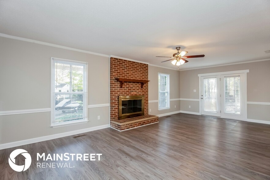 Building Photo - 19600 Whilehaven Ct