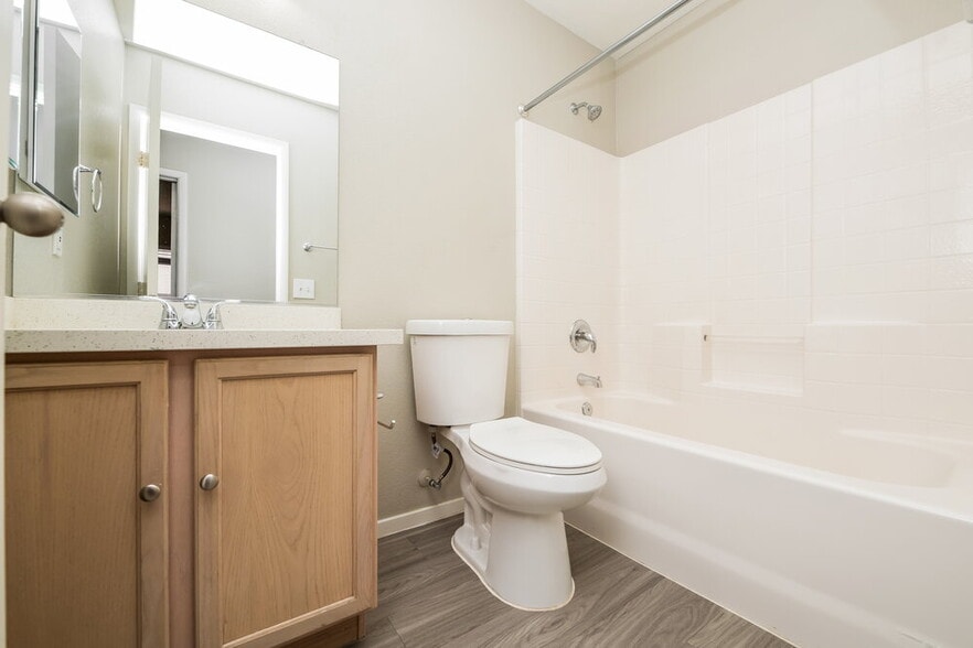 Building Photo - 3105 Macaroon Way