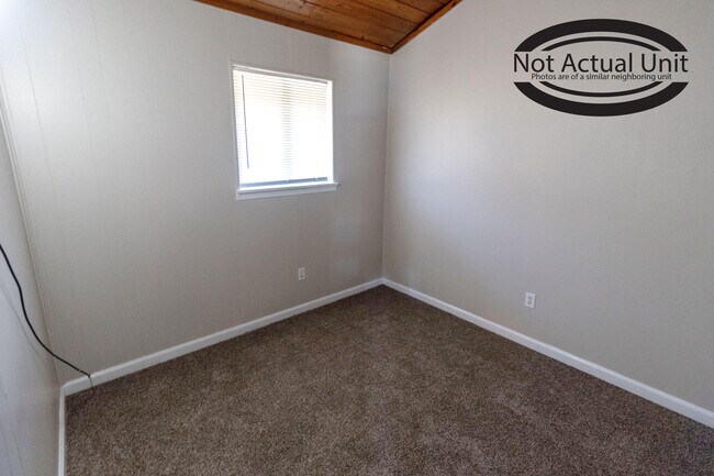 Building Photo - 7313 N Moberly Dr