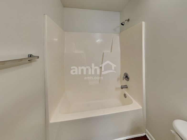 Building Photo - 10216 Daniel Dwayne Dr