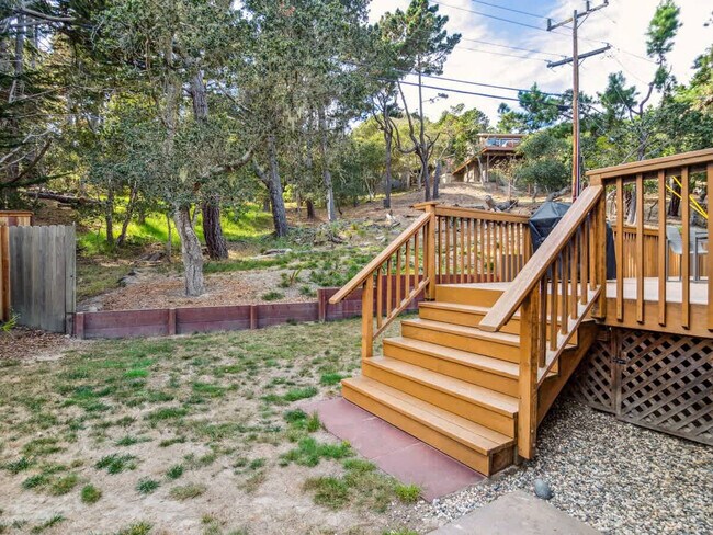 Building Photo - 751 Toyon Dr