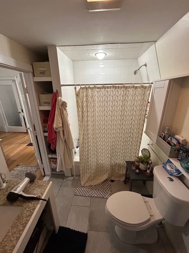 Building Photo - 36 Sheridan St