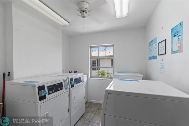Building Photo - 2180 NE 67th St