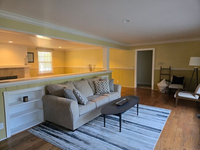 Building Photo - Premium Listing: Historic Estate + Acreage — Lamar’s Crown Jewel