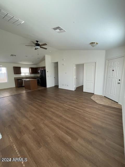 Building Photo - 21080 N Wilford Ave