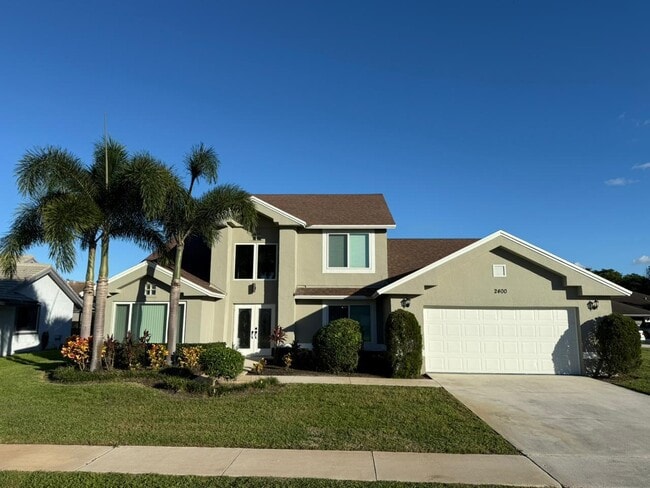 Building Photo - 2400 Seaford Dr