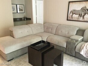 Building Photo - 12975 Positano Cir