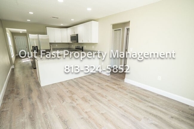 Building Photo - Fresh-Build 3-Bedroom Home in Lakeland