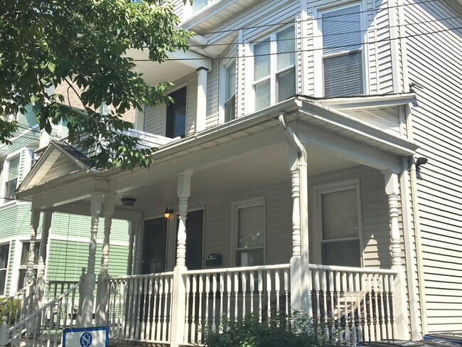 Building Photo - 83 Foster St