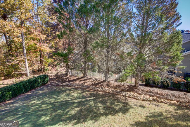 Building Photo - 112 Cottage Grove