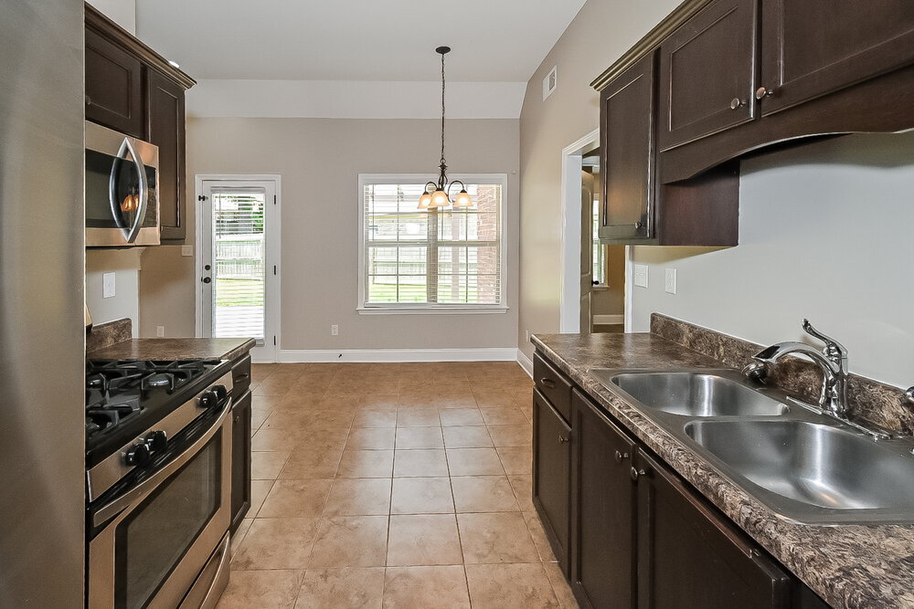 Building Photo - 7263 Willow Point Dr