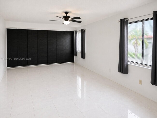 Building Photo - 6521 SW 114th Ave