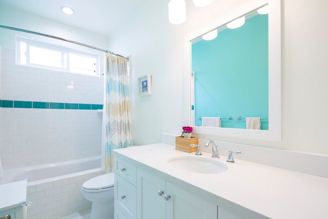 Building Photo - 1049 16th St