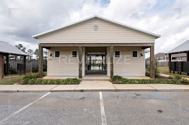 Building Photo - Modern 4BR 2 BA Home in Spanish Fort