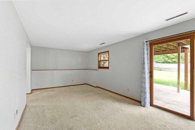 Building Photo - 4518 American Ash Dr