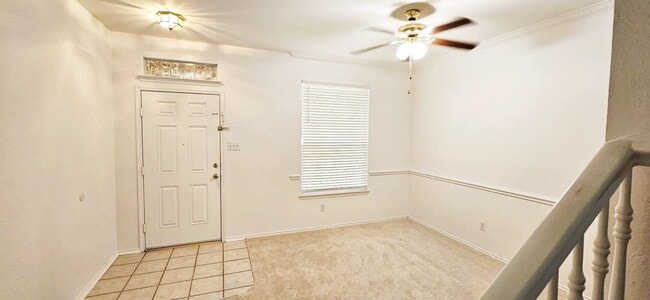 Building Photo - Spacious 2,324 Sqft 4-Bedroom Home with Gr...