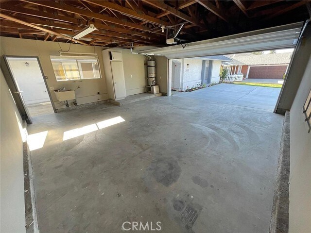 Building Photo - 25372 Pacifica Ave