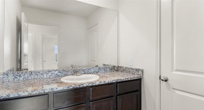 Building Photo - 18524 Speculator Ln