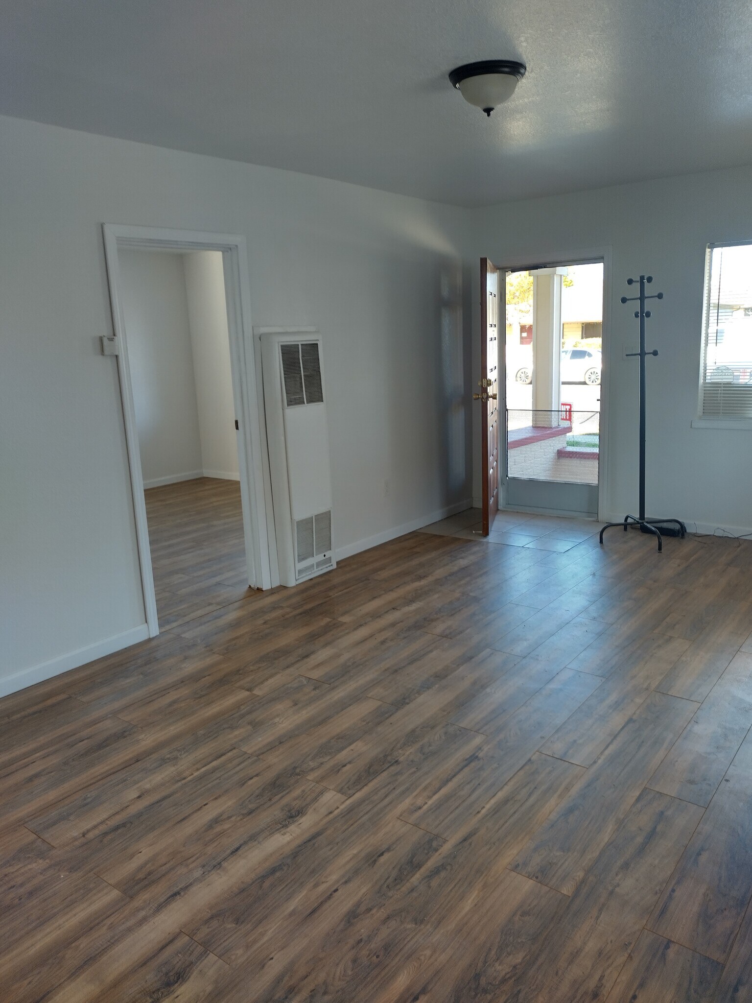 Building Photo - 265 S 21st St