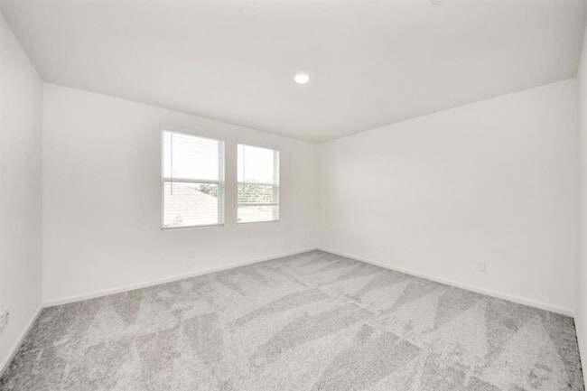 Building Photo - 10314 Valley Vista Dr