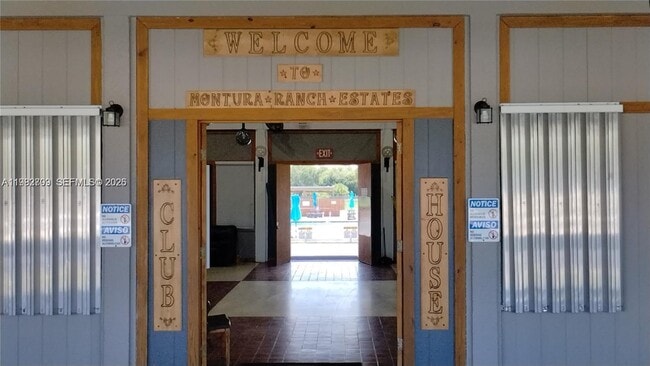 Building Photo - 225 S Fronda St