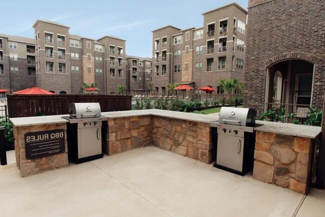 Building Photo - 7920 Collin David S Dr