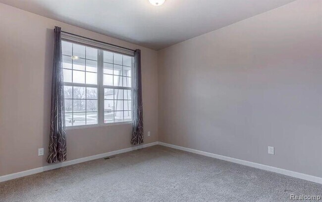 Building Photo - 29845 Macintosh Ln
