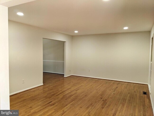 Building Photo - 4500 Stone Pine Ct