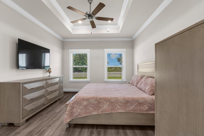 Building Photo - 1048 Pheasant Cir