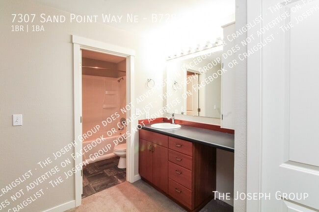 Building Photo - 7307 Sand Point Way NE