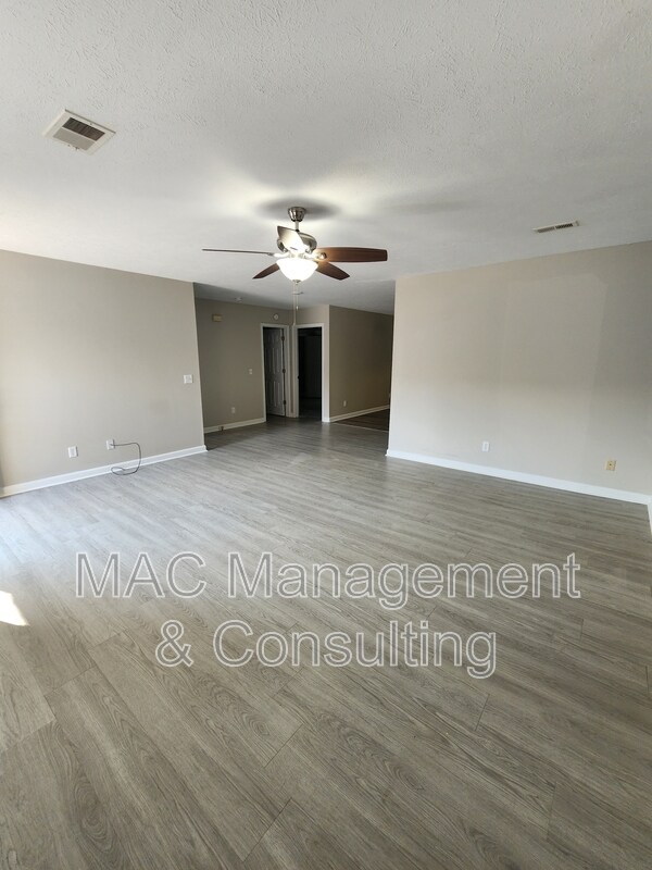 Building Photo - 1505 Autumn Ave