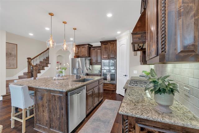 Building Photo - 2852 Exeter Dr