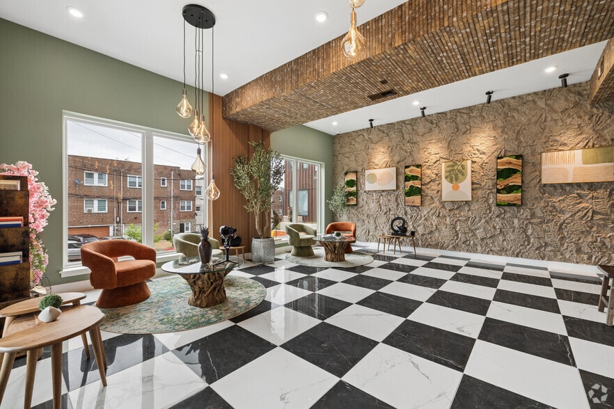 Lobby Photo - The Hawthorn