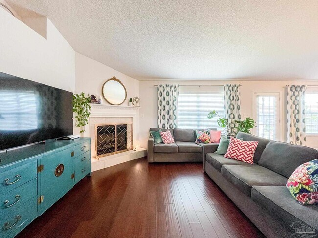 Building Photo - 1216 Benning Pl