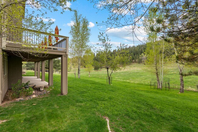 Building Photo - 30390 Beaver Creek Ln