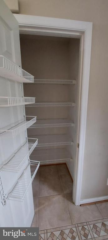 Building Photo - 5001 Old Bartholows Rd