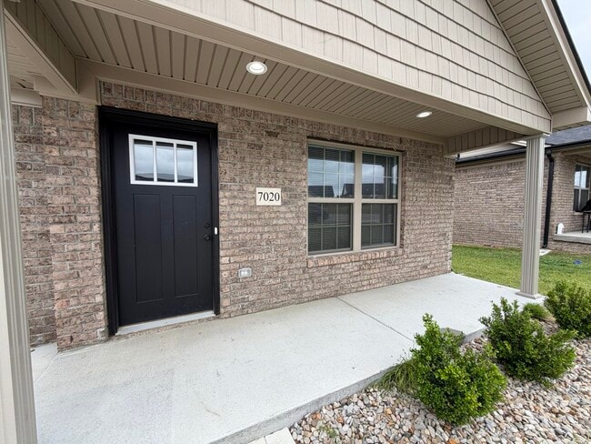 Building Photo - 7020 Caravan Dr