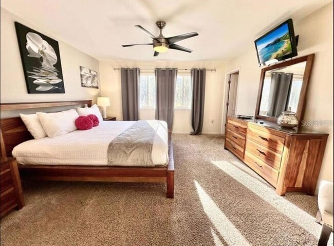 Building Photo - 17845 Woodcrest Way