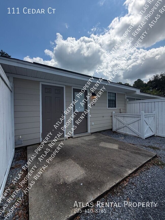 Building Photo - 111 Cedar Ct