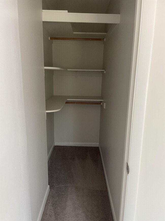 Building Photo - 158 Harvest Dr