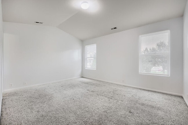 Building Photo - 2175 Squawbush Ridge Grove