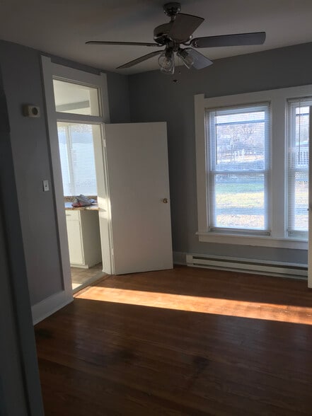 Building Photo - 734 Polk St