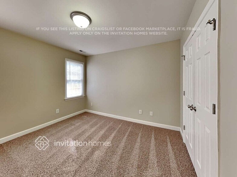 Building Photo - 308 Tarragon Trail
