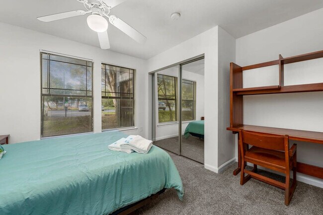 Building Photo - 2505 Black Horse Loop