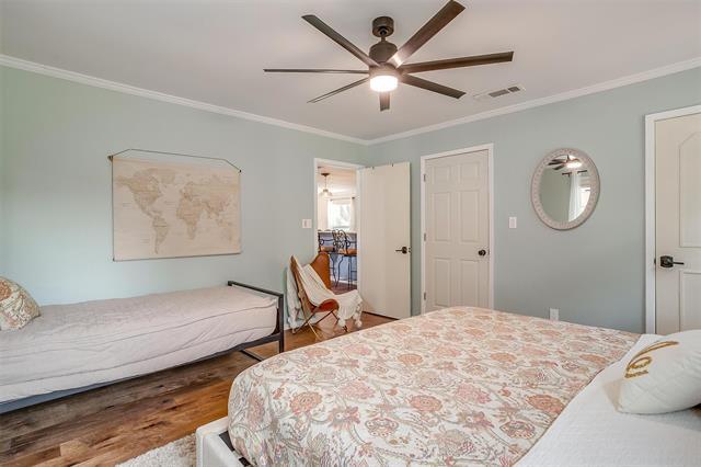 Building Photo - 520 Deer Trail