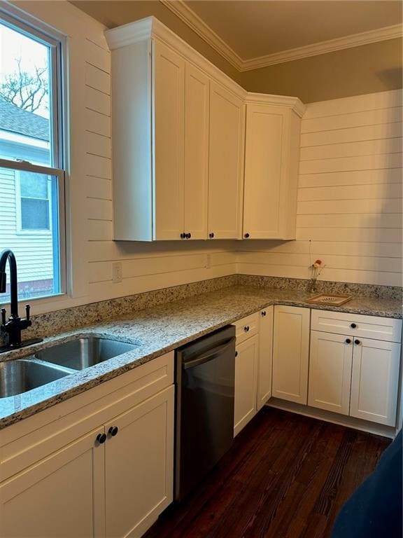 Building Photo - 46 Akron St