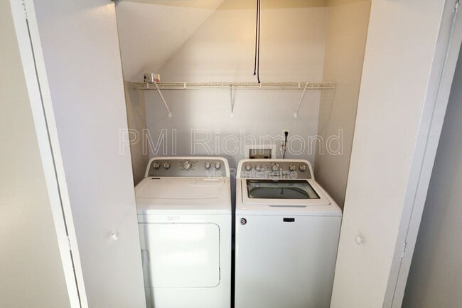 Building Photo - 1507 Lakeview Ave